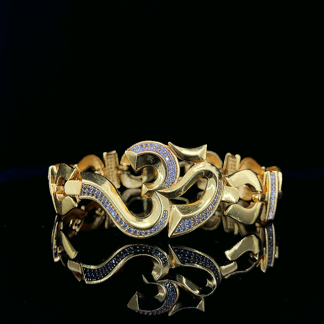 Magnificant And Attractive Om Logo Design Bracelet For Men's