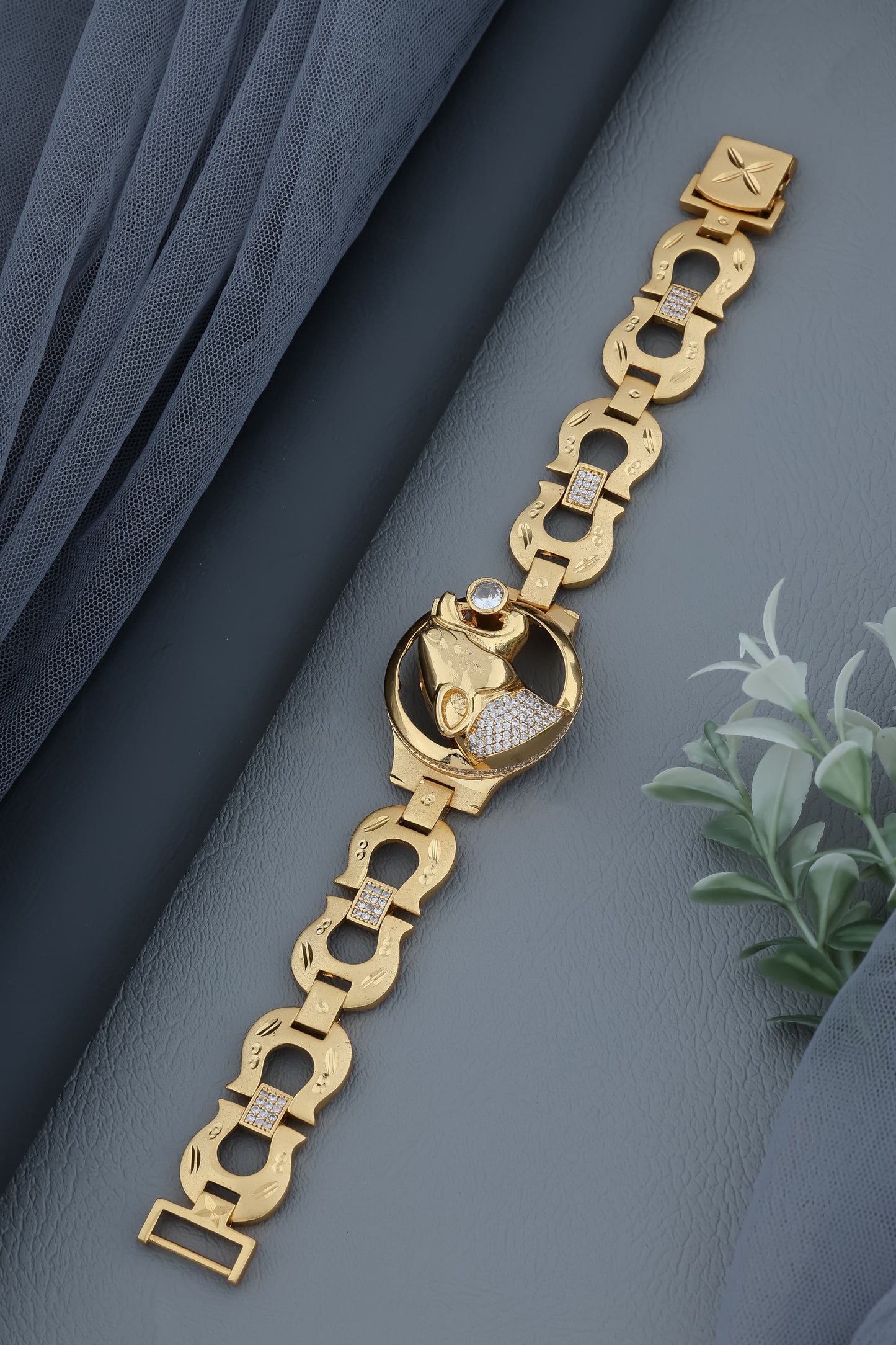 Grace of Jaguar Gold Plated Brecelet– A Symbol of Wisdom & Elegance"