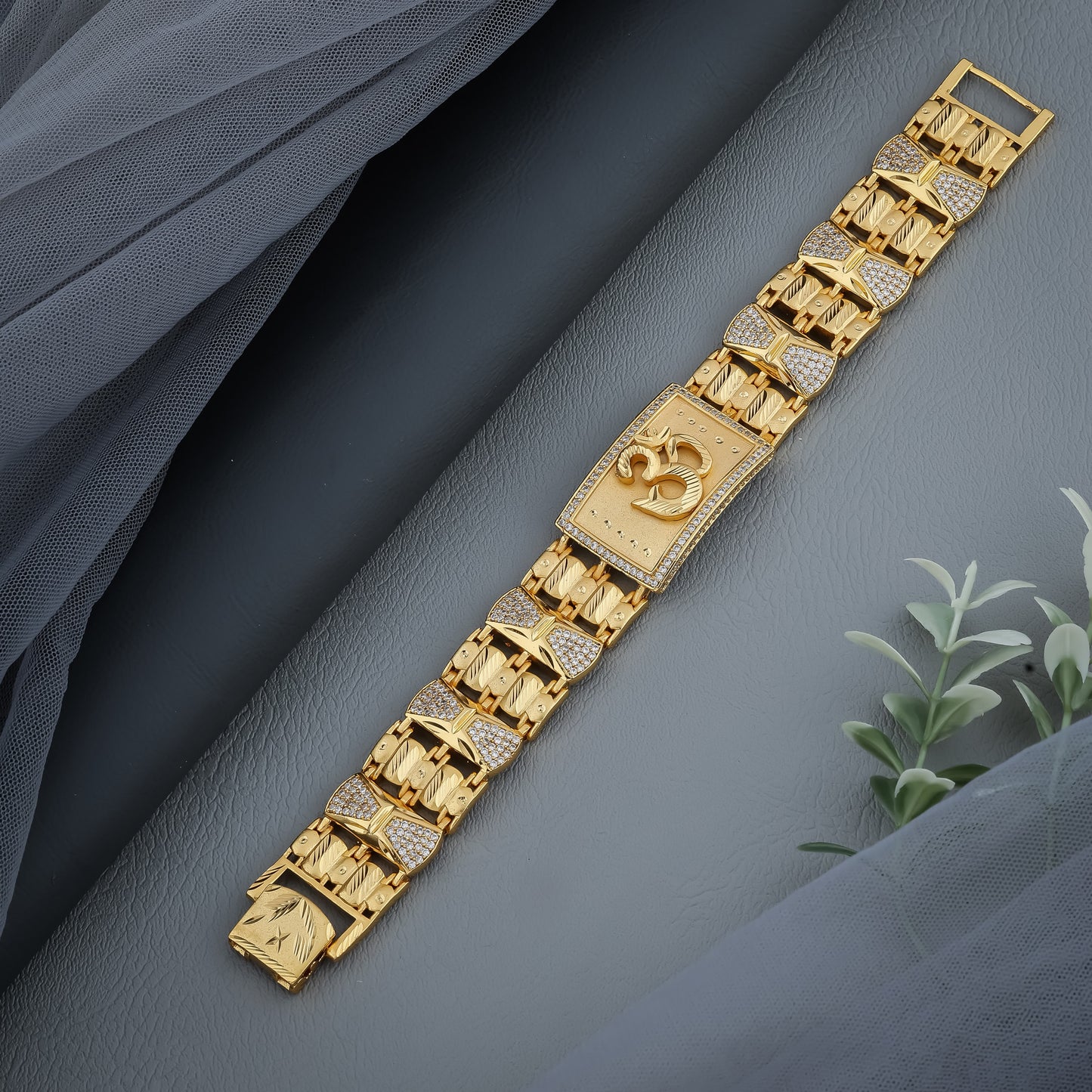 Magnificant And Attractive Om Logo Design Bracelet For Men's
