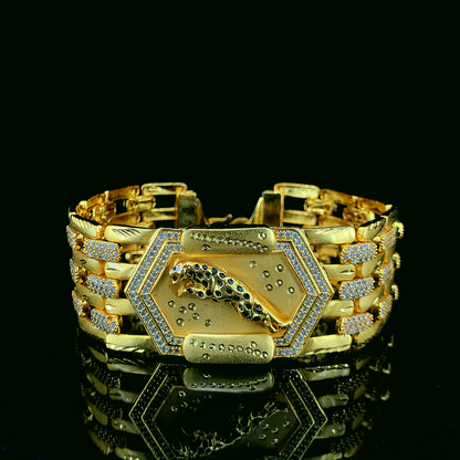 Gold Plated Bracelet with Hexagonal Cheetah Emblem and Diamond-Linked Chain"