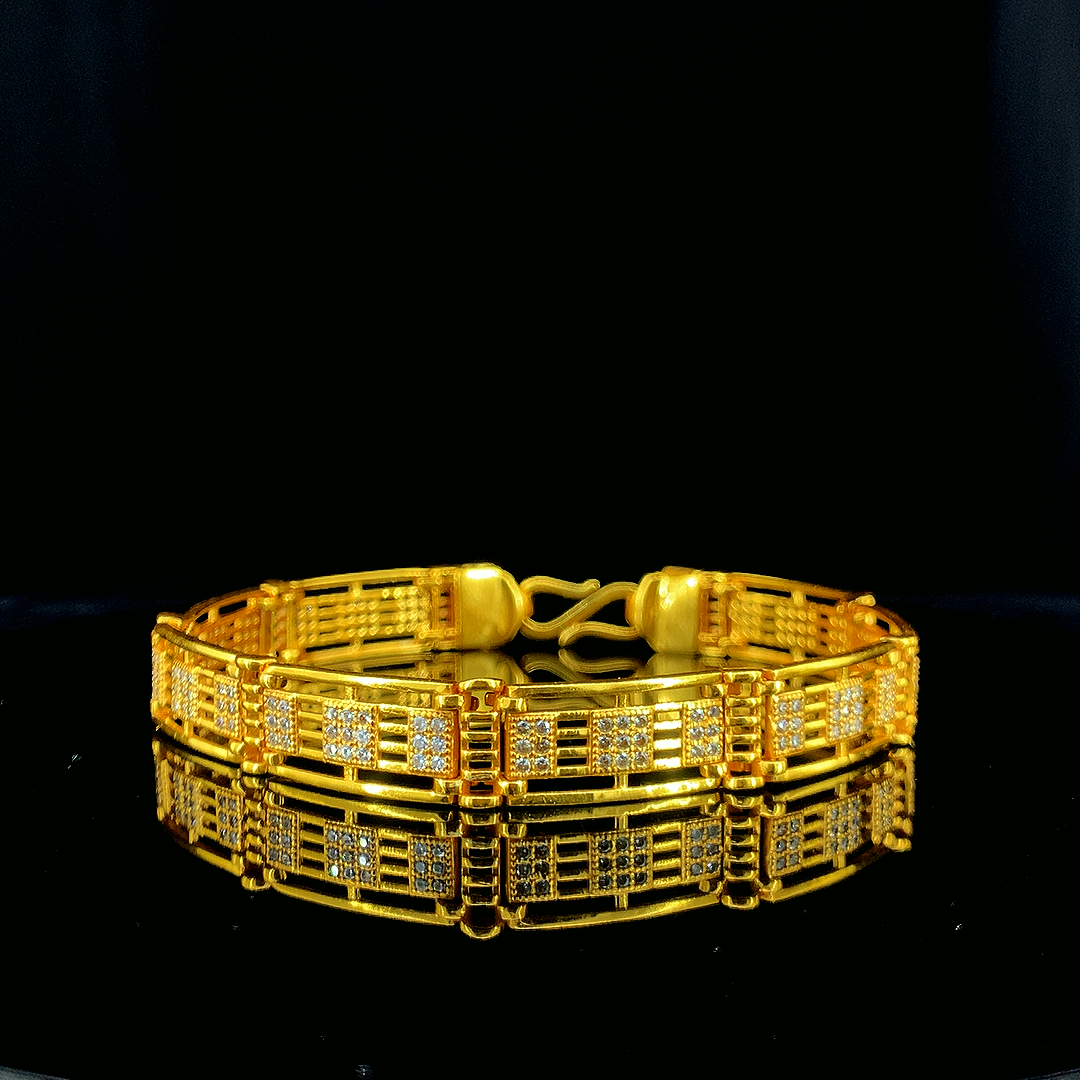 Magnificant And Attractive Design Bracelet For Men's