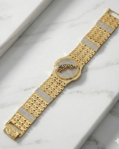 Gold Plated Bracelet with Diamond-Encrusted Cheetah Motif and Textured Link Design"