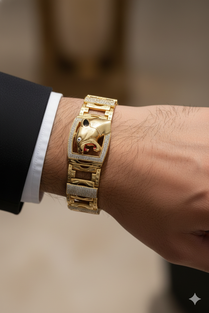 Panther Head Gold Plated Bracelet – Bold Design with Pave-Set Crystals"