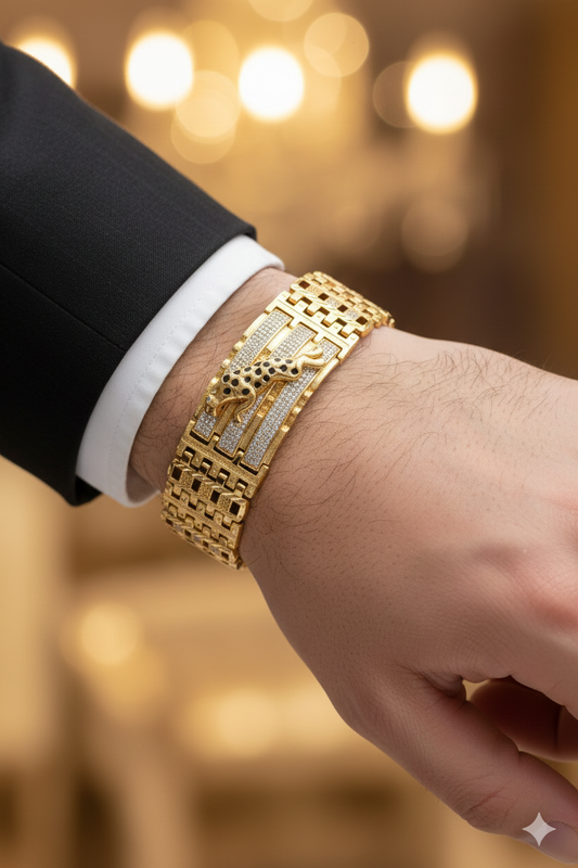 Magnificant And Attractive  Logo Design Bracelet For Men's