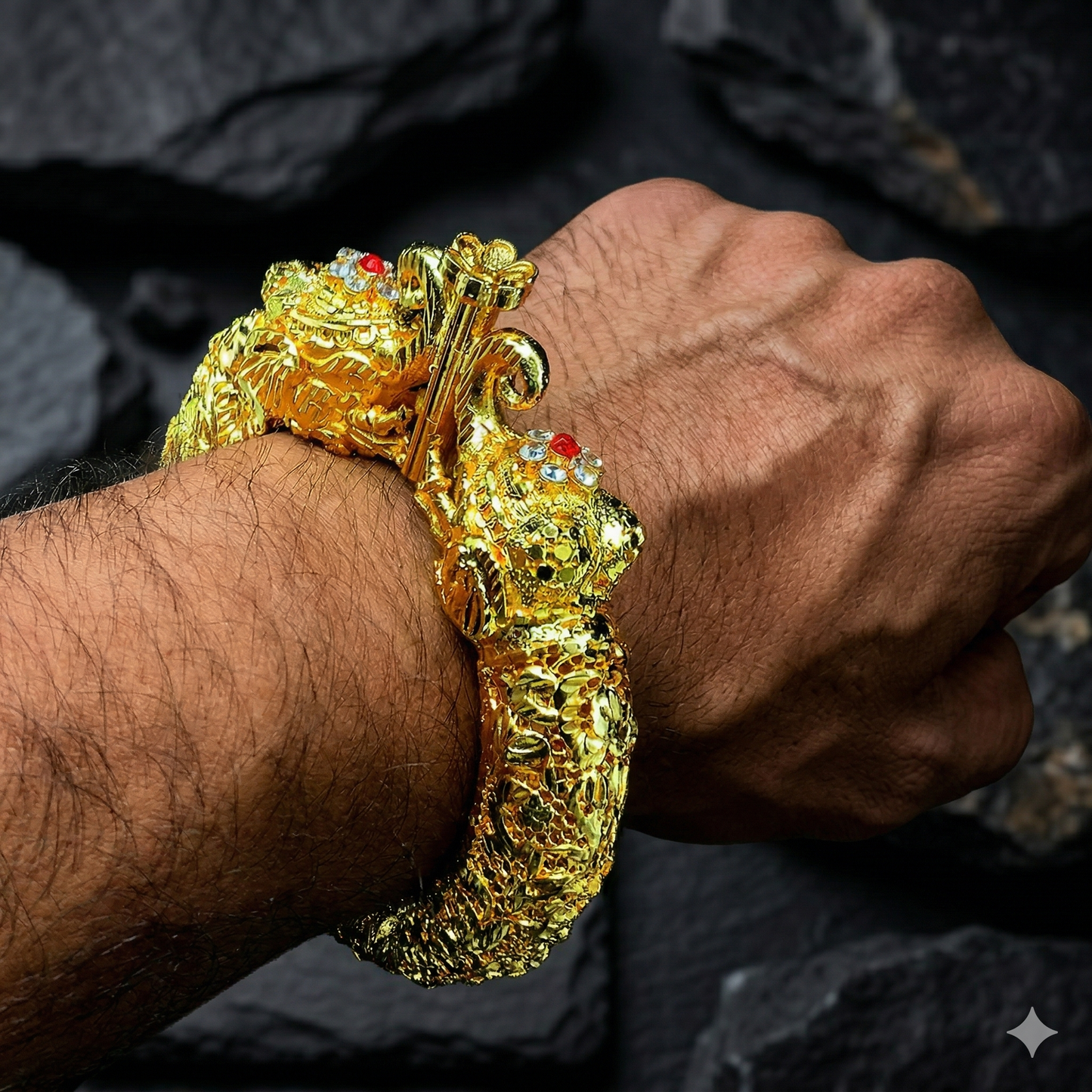 Rajwadi Bahubali Hand Made Elephent kada