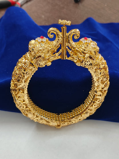 Rajwadi Bahubali Hand Made Elephent kada