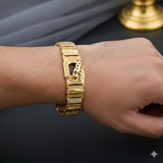 Gold Plated Bracelet with 3D Cheetah Accent and Ribbed Diamond-Set Links"